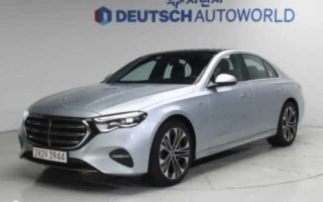인천중고차시세보기 E-클래스 W214 E350 e 4MATIC 매물 사진 15 - 2025/08 14,660km