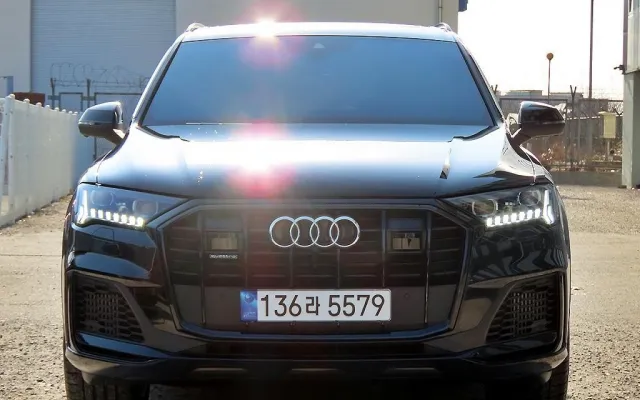 인천중고차시세보기 Q7 (4M) 55 TFSI 콰트로 프리미엄 매물 사진 5 - 2023/03 23,800km