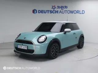 인천중고차시세보기 매물 사진 15 - 2025년 4,889km